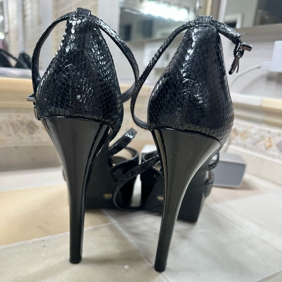Gianni Bini platform heels - Picture 6 of 6